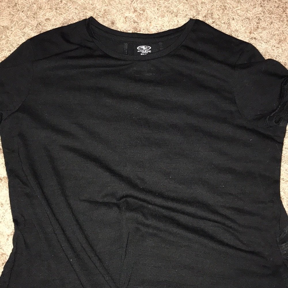 Athletic tee